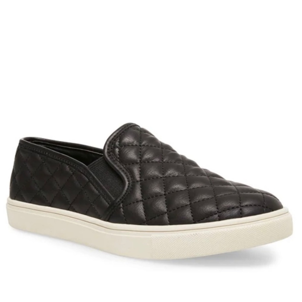 Steve Maden Slip Ons